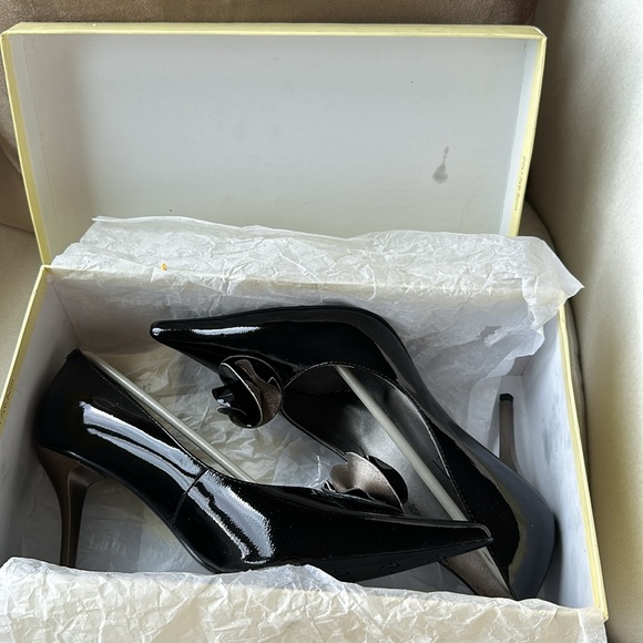 Gorgeous pumps - Picture 5 of 5